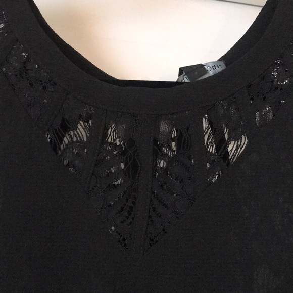 Lace Inset Blouse - Picture 4 of 4